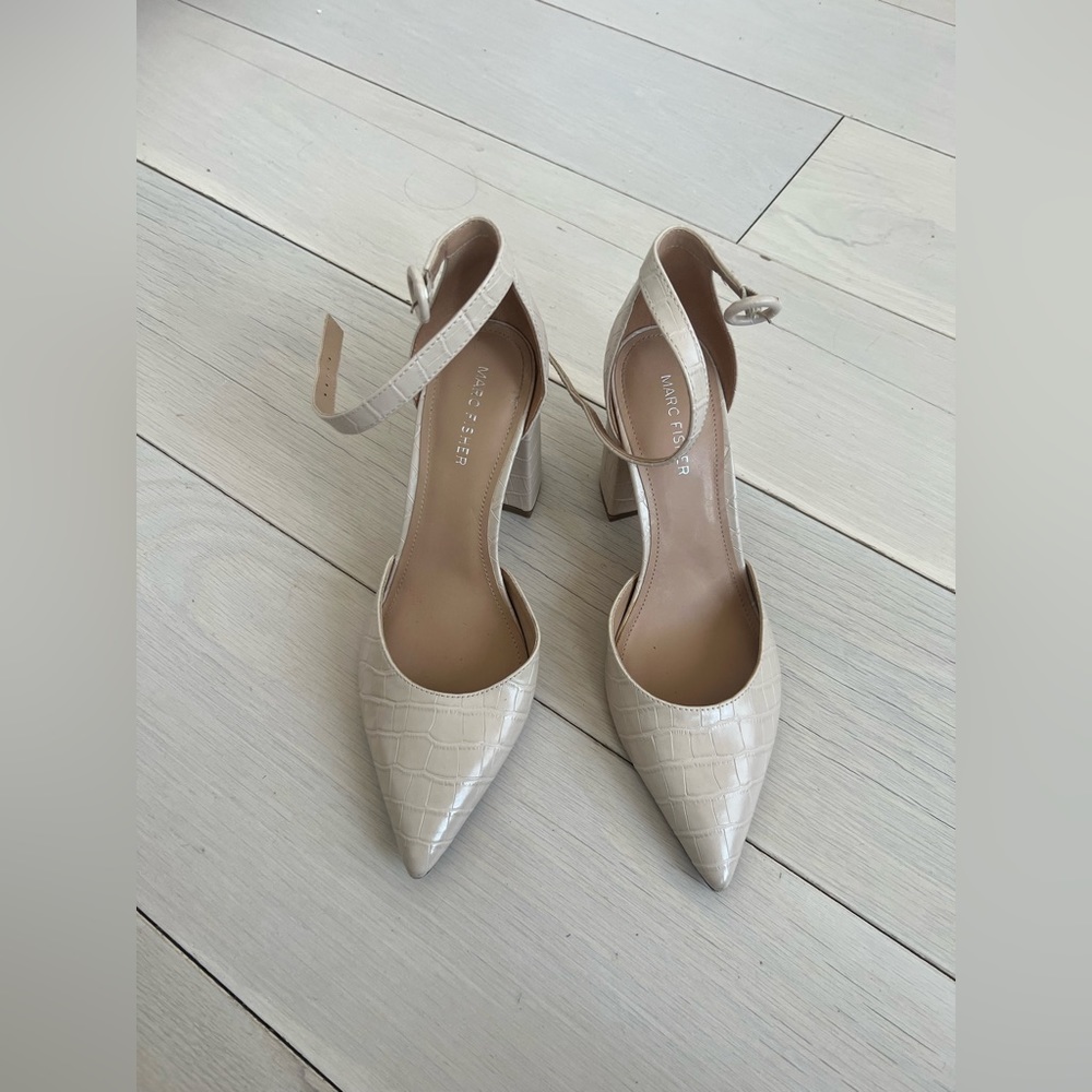 Marc Fisher Gilson Pump - Croc (Size 9)